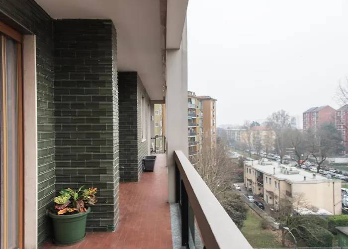 Youhosty - Inganni 74